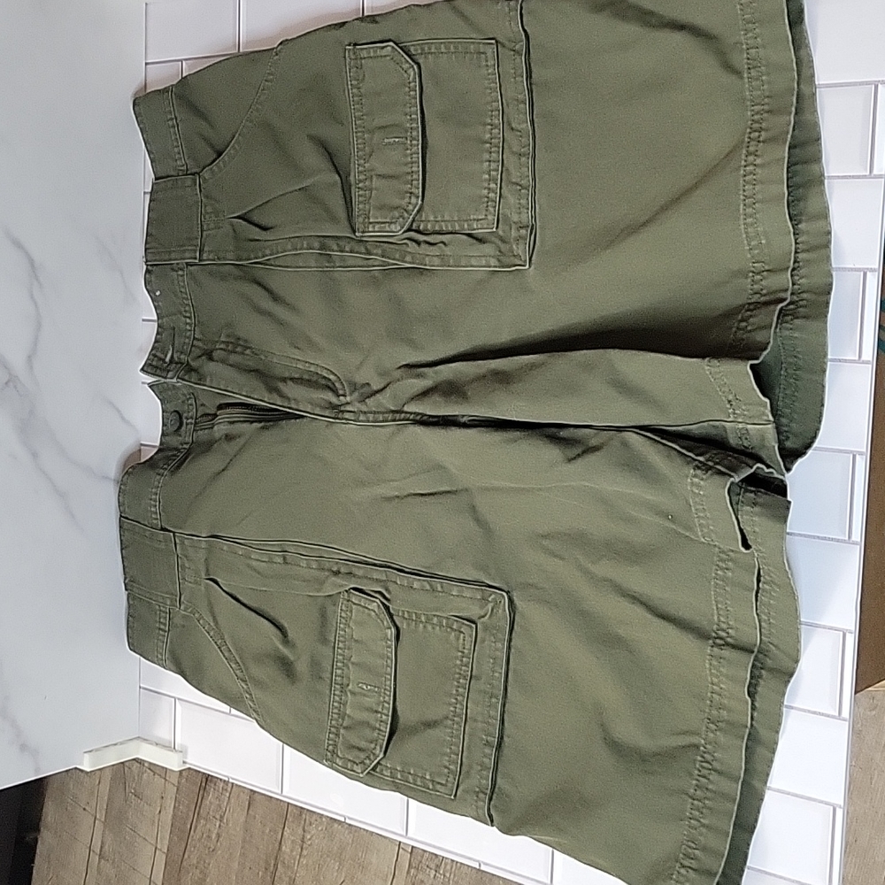 Cabela's Ranger Green Cargo Short
